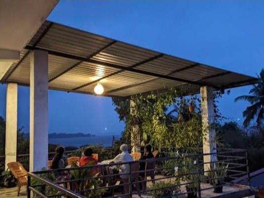 Lake Edge Resort 阿努拉德普勒 外观 照片